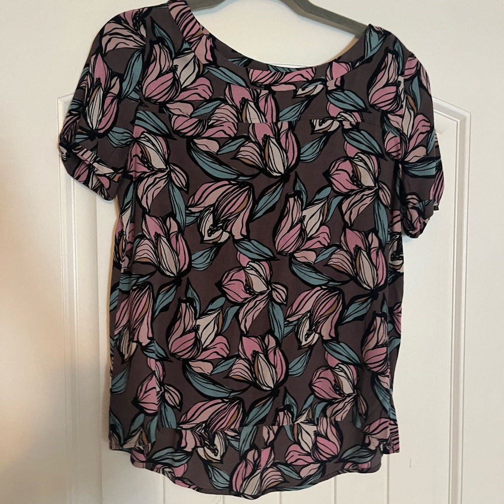 LOFT Gray and Pink Puff Sleeve Blouse